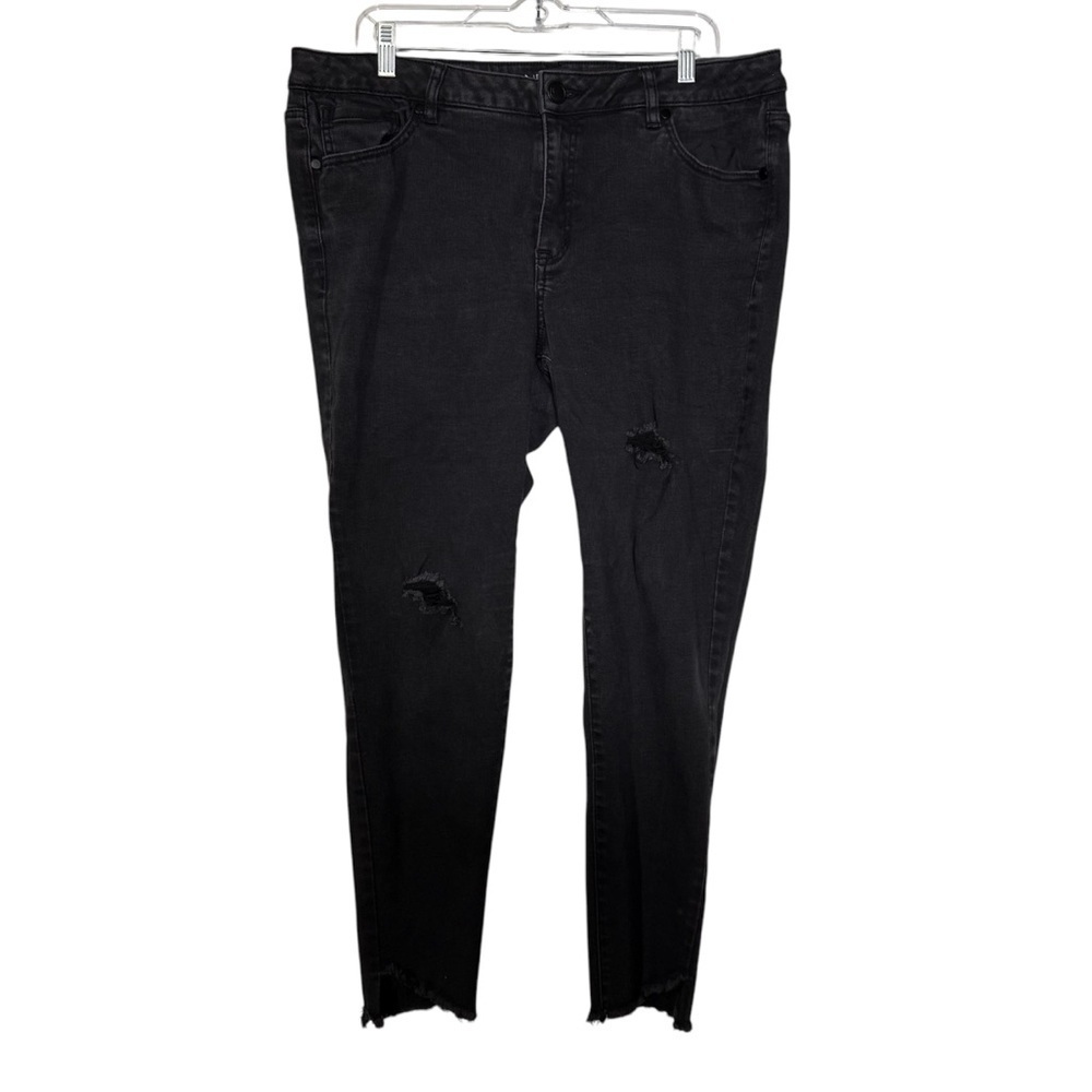 Lane Bryant Mid Rise Super Stretch Ankle Jeans Black Size 18 Distressed Stretchy